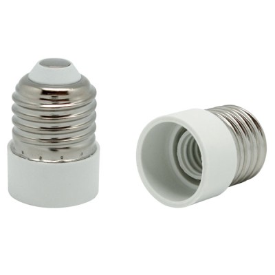 Adattatore con attacco e27 e uscita e14