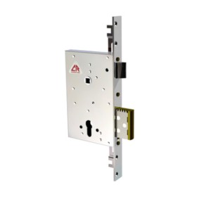 C.R. 8000 PE SERRATURA CIL EU INFILARE