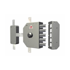 C.R. 3300 SERRATURA A POMPA C/CHIAVE DX S/ASTE