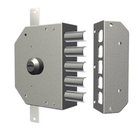 C.R. 3200 SERRATURA A POMPA C/CHIAVE SX S/ASTE