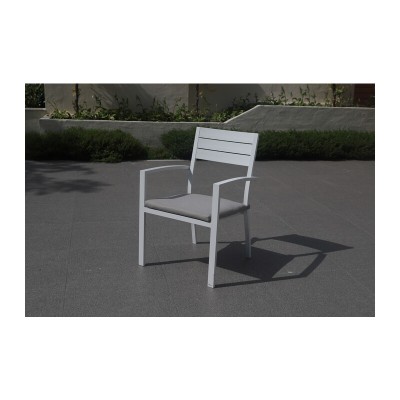 POLTRONA IN ALLUMINIO BIANCO C/CUSCINO