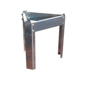 Piedistallo zincato per damigiane lt100