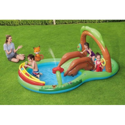 Play center friendly woods